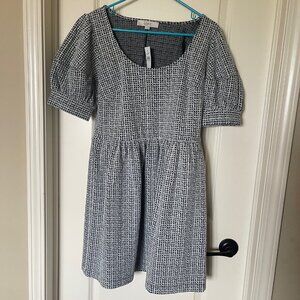 LOFT Textured Scoop Neck Swing Dress Size Medium